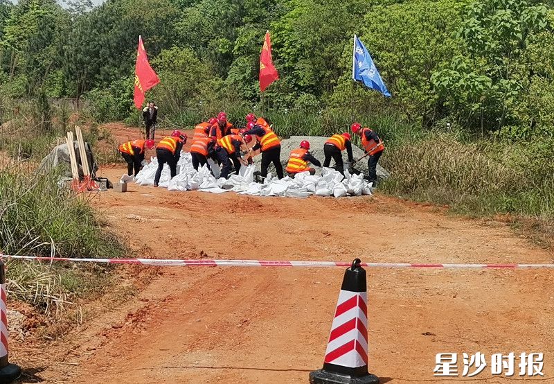 福临镇开展应急演练。均为县应急管理局供图