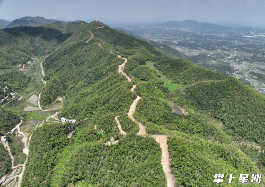 长沙县率先全市打造“一带一道一池”森林防火立体式闭环系统。