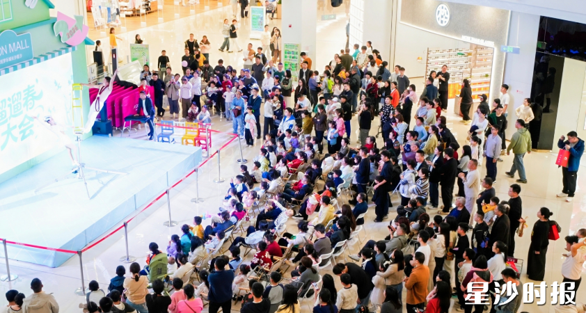 清明小长假期间，长沙县各大商超与商业综合体策划推出一系列特色主题活动，点燃市民消费热潮。长沙县文化旅游广电体育局供图