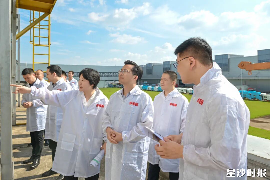 蒋红波在湖南三一车身有限公司督查环境问题整改情况。 蒋红波在湖南三一车身有限公司督查环境问题整改情况。